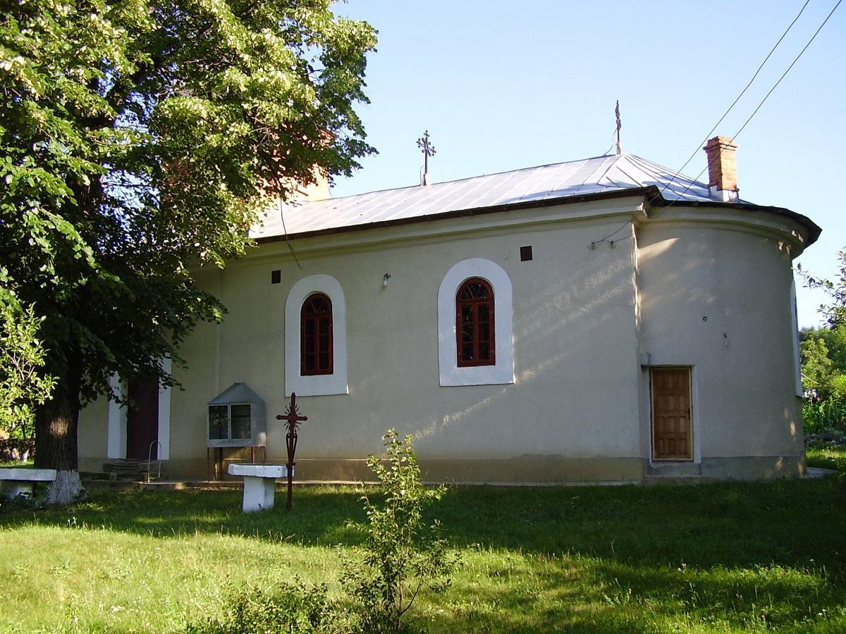Biserica - exterior